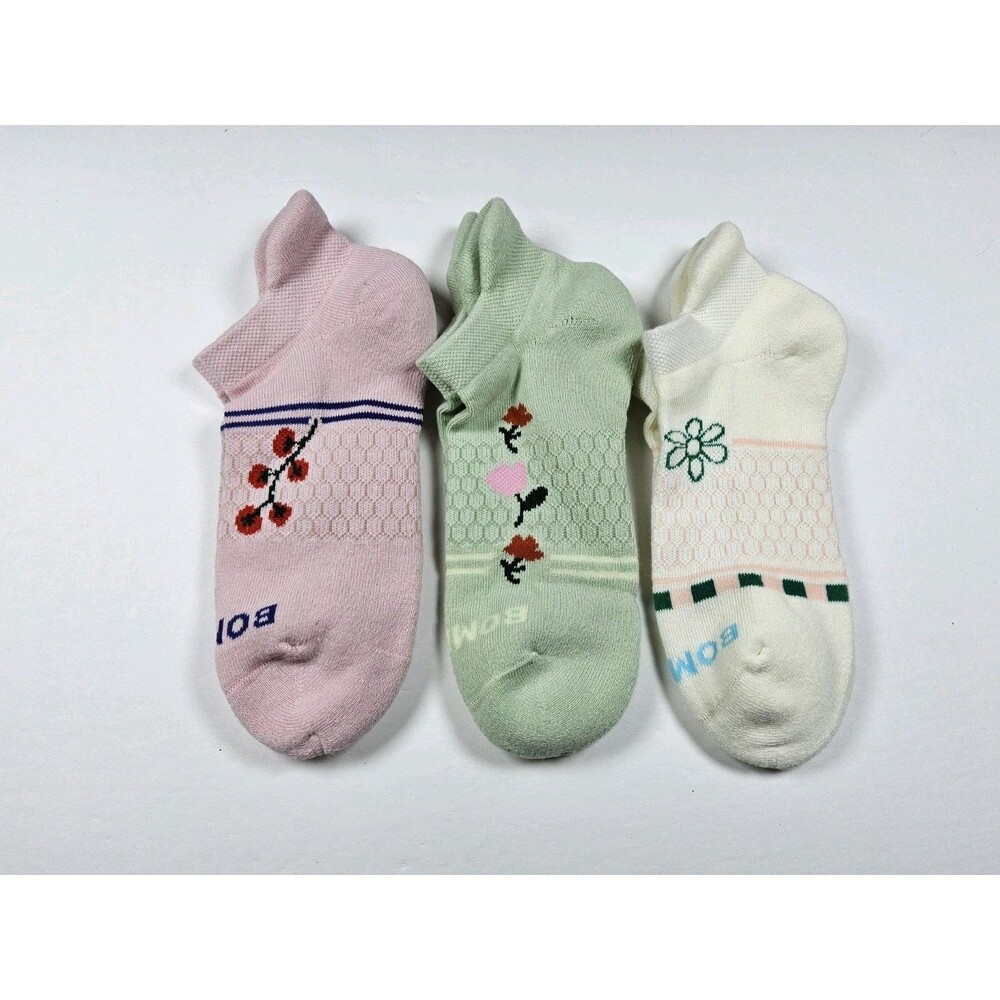 Bombas Floral Pattern Athletic Ankle Socks Lot Of 3 Pairs Size M